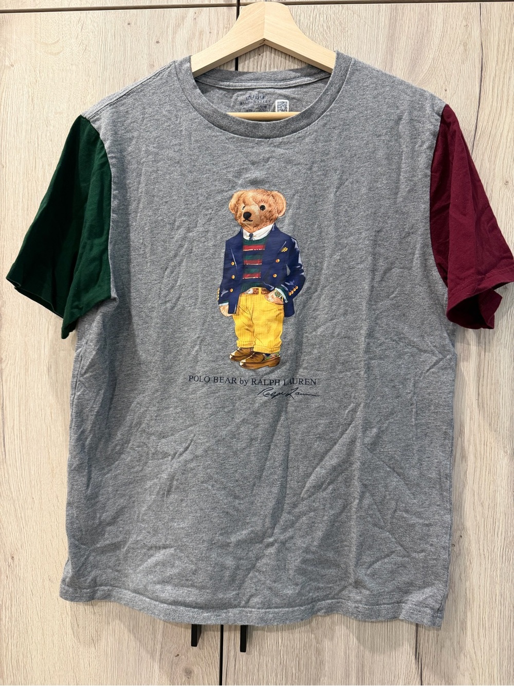 Polo Ralph Lauren Grey Polo Bear t-shirt with maroon sleeves